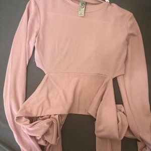 Go Couture wrap top
